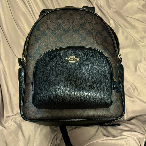 Coach Court Backpack - Picture 1 of 6